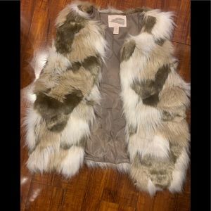 Forever 21 Faux Fur Vest Size XS